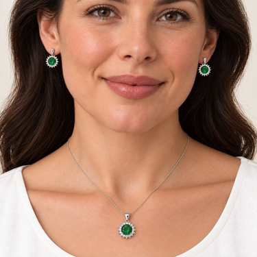 Set din argint cu zirconiu verde – Rotund – ilustrație de purtare pe model